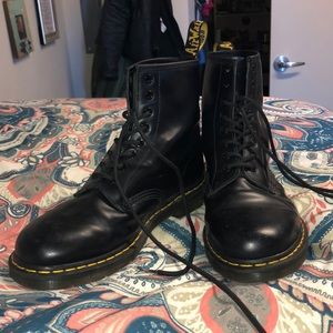 Dr. Marten black lace ups. Super great condition!